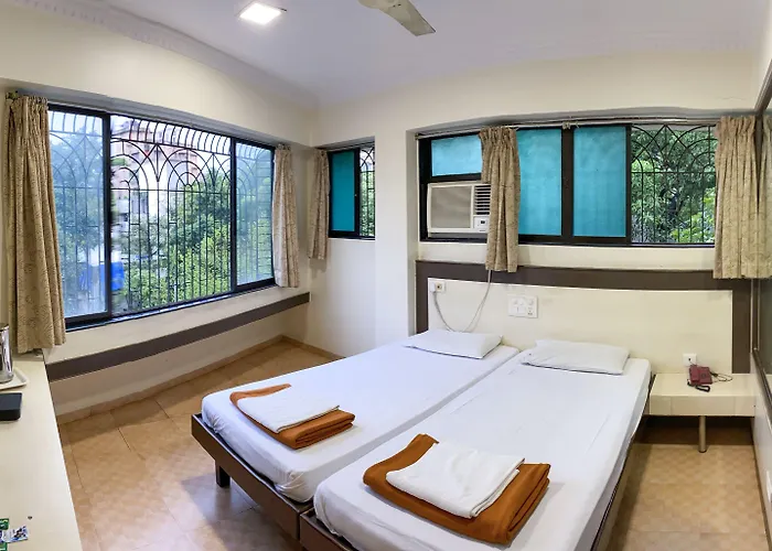 Hotel Shanti Palace Mumbai